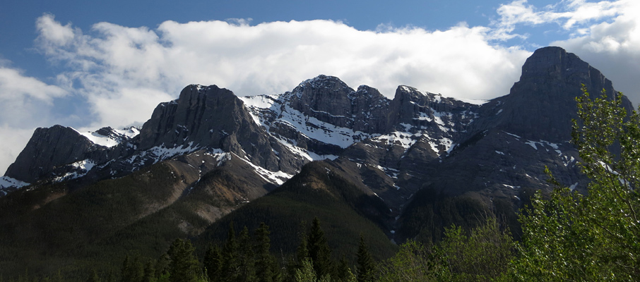 Mt. Lawrence Grassi (centre), with (L to R) Ship's Prow, Canmore Wall, Miner's Peak and Ha-Ling Peak